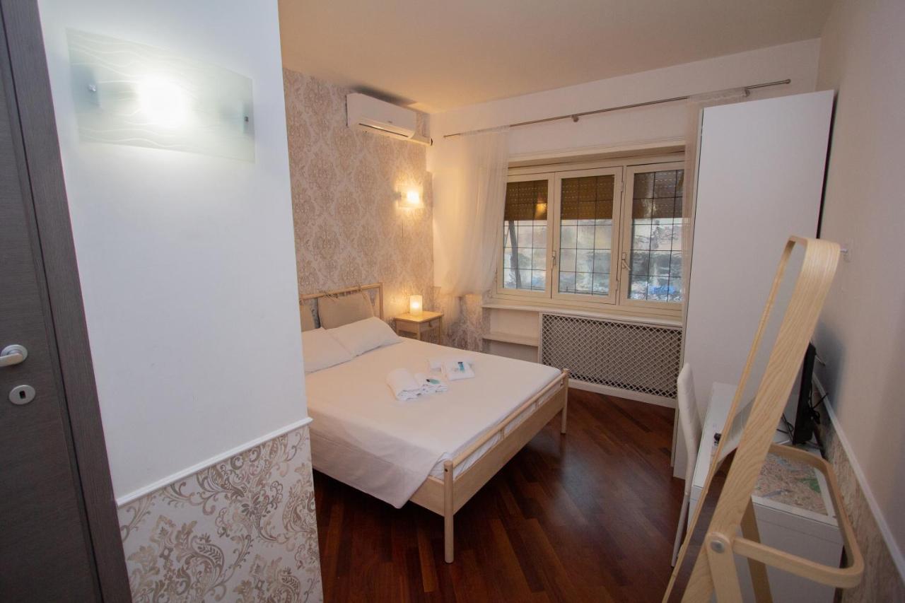 Aurelio Deluxe Rooms Rome Buitenkant foto