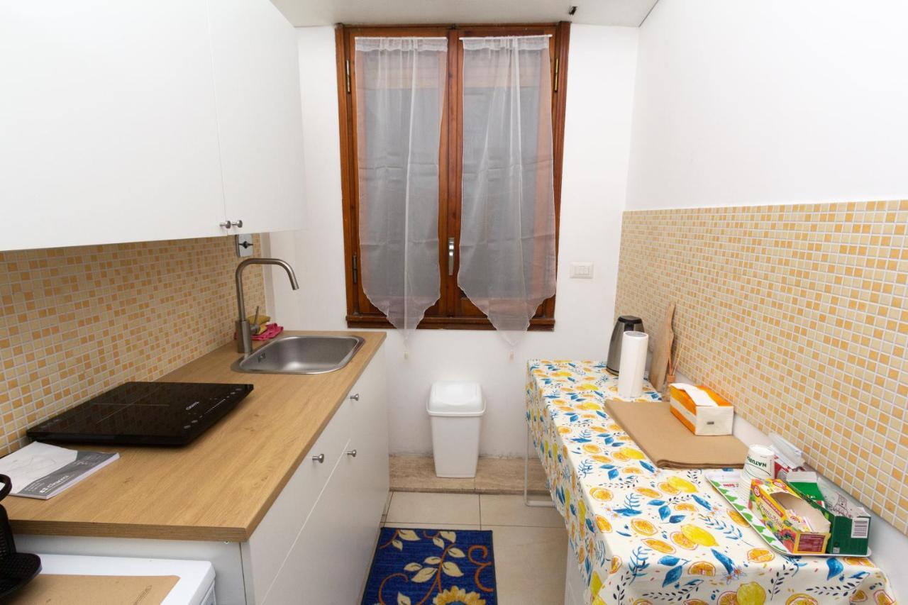 Aurelio Deluxe Rooms Rome Buitenkant foto