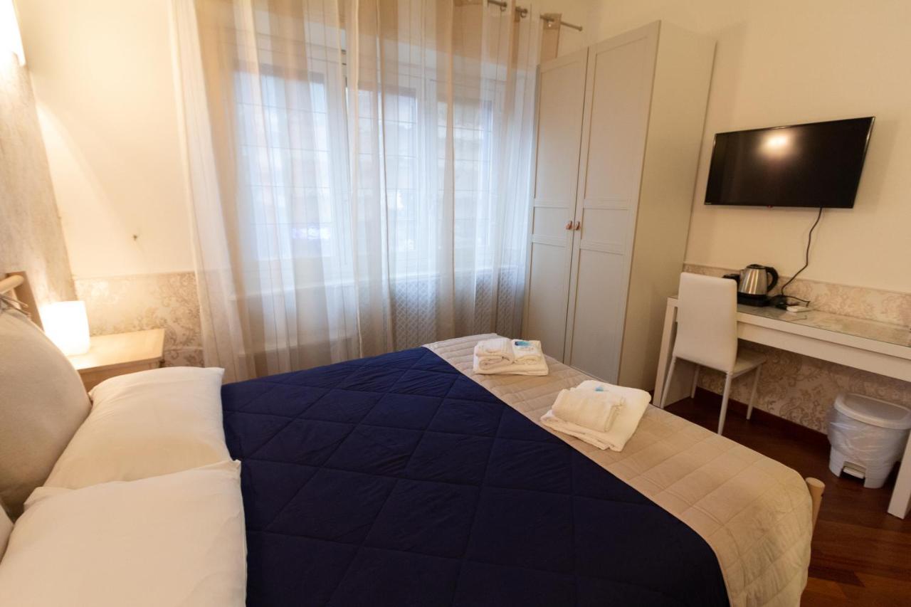 Aurelio Deluxe Rooms Rome Buitenkant foto