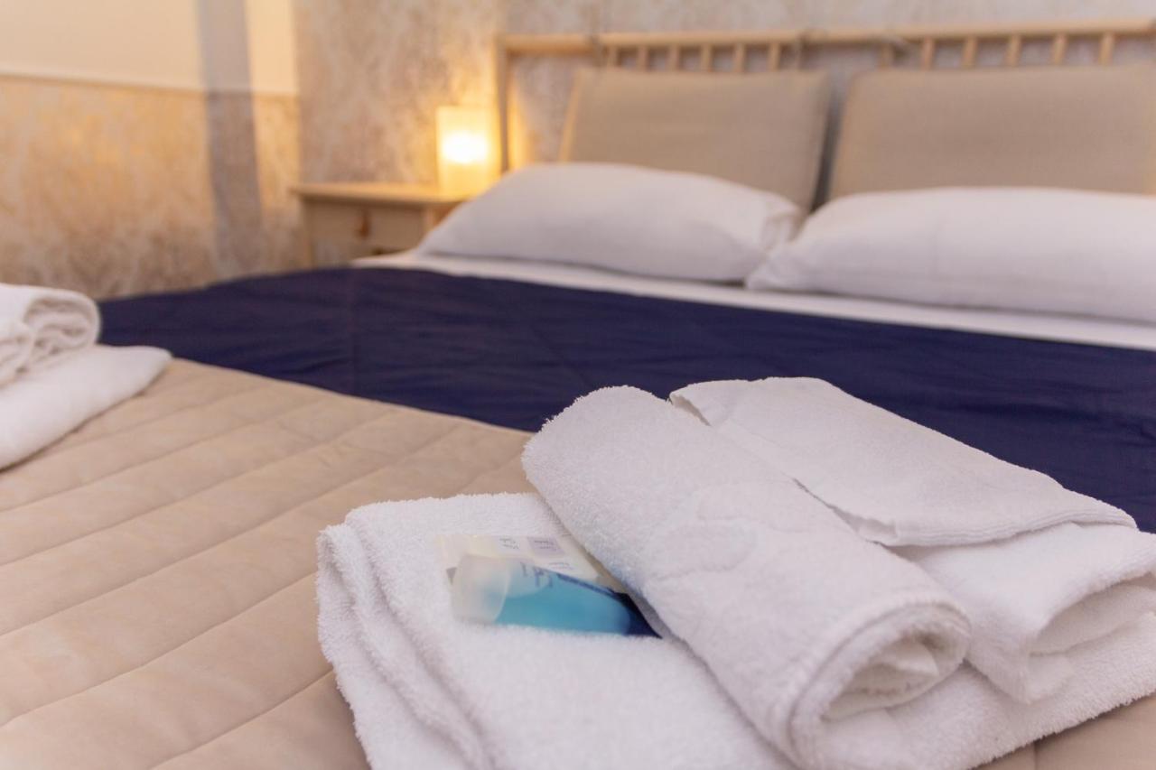 Aurelio Deluxe Rooms Rome Buitenkant foto