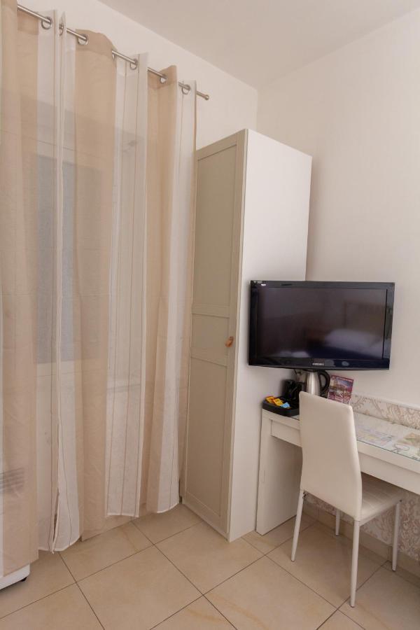 Aurelio Deluxe Rooms Rome Buitenkant foto