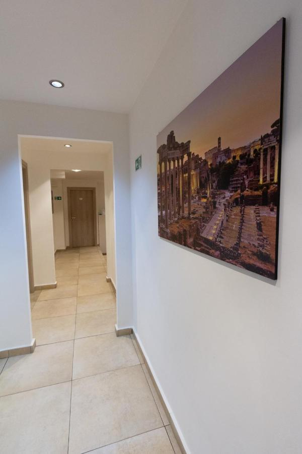 Aurelio Deluxe Rooms Rome Buitenkant foto